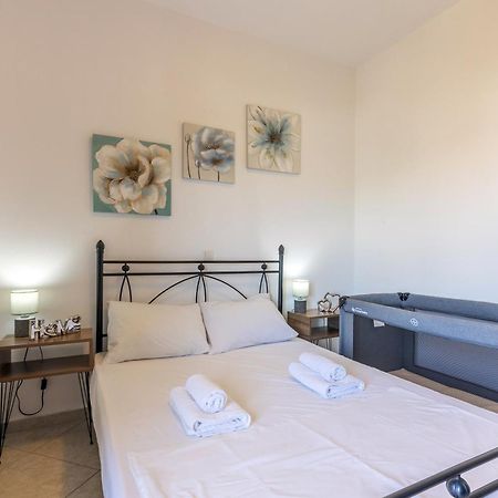 Studio On The Closest Beach To The City! Amoudara Lasithiou Exteriör bild