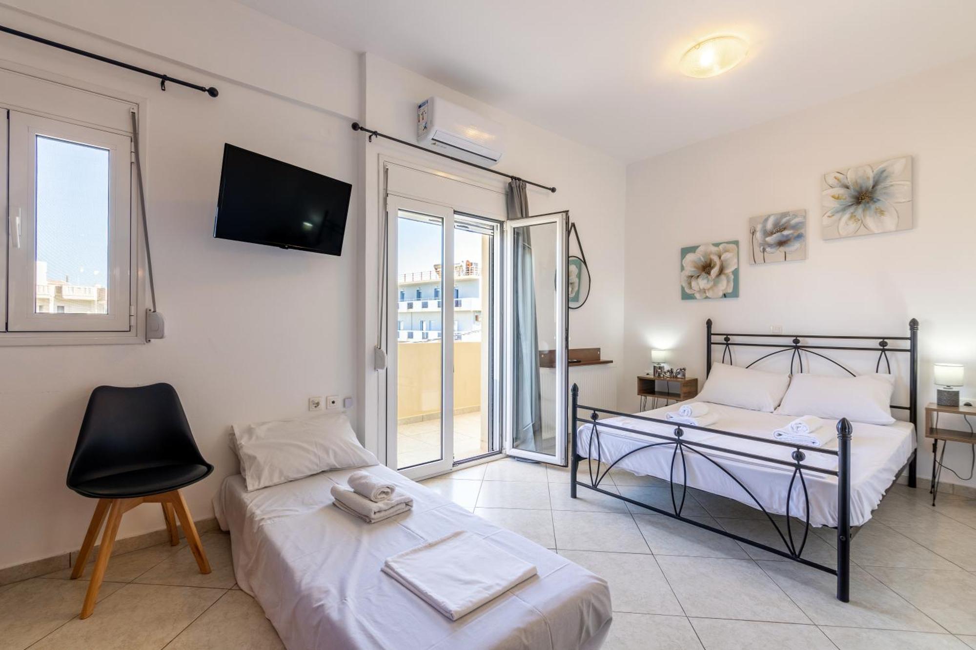 Studio On The Closest Beach To The City! Amoudara Lasithiou Exteriör bild