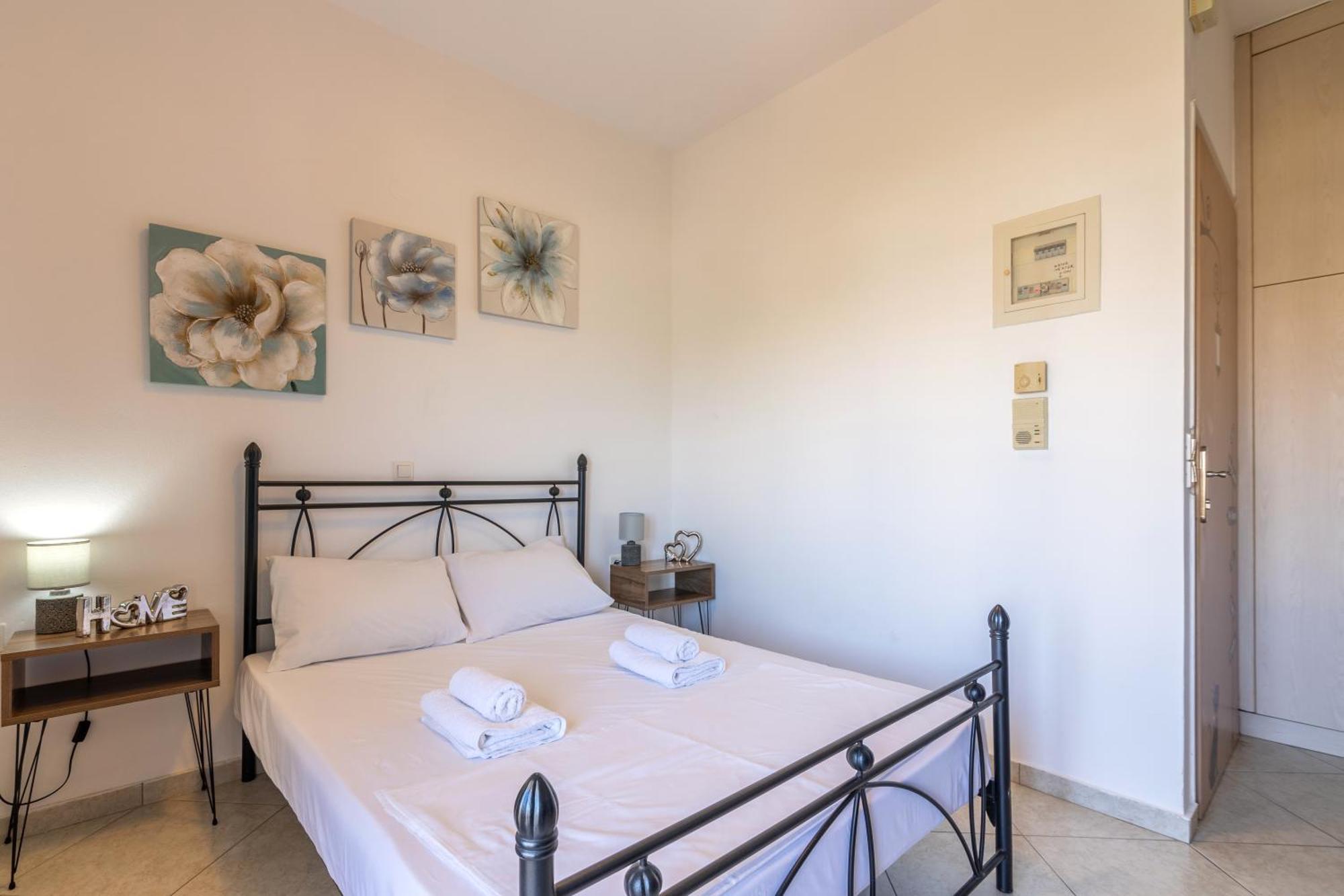 Studio On The Closest Beach To The City! Amoudara Lasithiou Exteriör bild